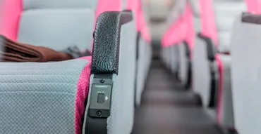 高速バス・夜行バスで充電はOK?利用時のマナーや注意点を一挙解説