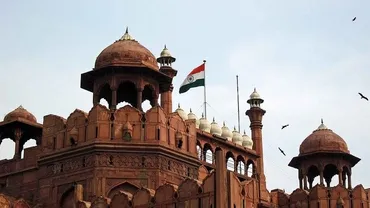 デリーにある赤い城！インドの世界遺産「レッド・フォート建造物群」 – skyticket 観光ガイド