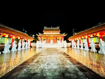 長崎孔子廟 変面ショー＆夜景スポット・鍋冠山を一度に楽しめるバスツアーへ！ 