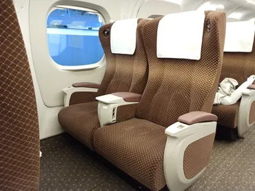 新幹線『のぞみ』を徹底攻略！快適な旅の秘訣とは？『のぞみ』の座席、予約、持ち込みルール、徹底解説