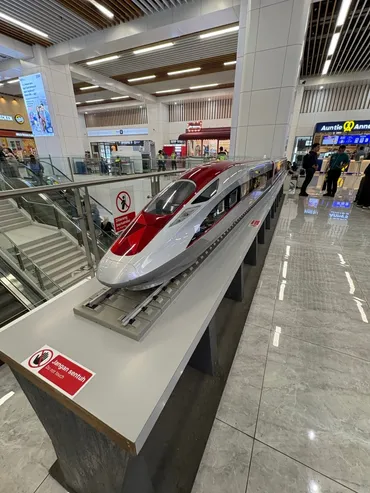 2023開業！ジャカルタからバンドンへ！インドネシア高速鉄道Whooshでの旅 – 福田周平の旅行記 国内・海外旅 Traveloge by  ShuheiFukuda