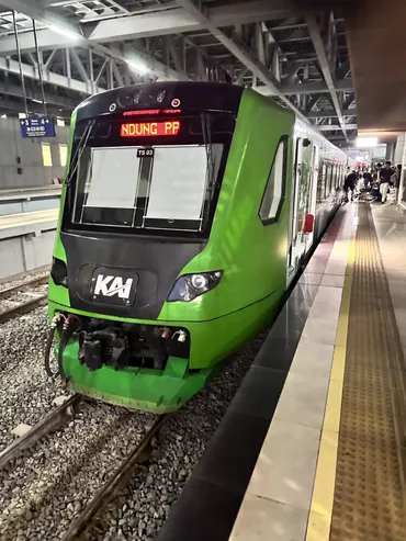 初めてのWhooshビジネスクラス体験！ファーストクラスとの乗り比べで見えた違いとは？ 