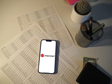 メルカリで値引き交渉するコツを解説！シーン別のコメント例文と希望価格登録機能の使い方