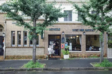 進々堂京大北門前はどんなお店？モーニングや小説の世界観も？（進々堂、モーニング、カレーパン）進々堂京大北門前の魅力：モーニング、カレーパン、小説『夜は短し歩けよ乙女』、アクセス情報