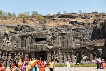 母1人子2人で初めてインドに行ってみた③ ～エローラとミニタージマハルでセルフィー攻めに？～』エローラ(インド)の旅行記・ブログ by  のこちゃんさん【フォートラベル】