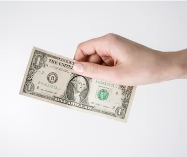 アメリカ チップの相場金額と払い方 レストラン・ファーストフード・タクシー 