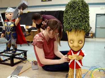 イッツ・ア・スモールワールド with グルートは2025年1月15日から！ マーベルのヒーローたちに゛世界でいちばん幸せな船旅゛で会おう 