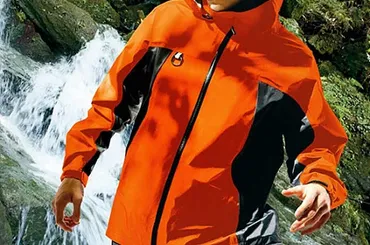 ワークマン』のレインウェアがコスパ最強!釣り・アウトドアで超使える