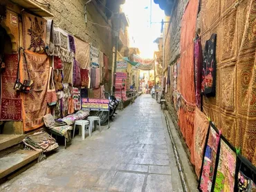 ジャイサルメール発!ゴールデンシティ満喫プライベートツアー【2泊3日】