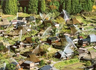 日本の原風景へ誘う！美山かやぶきの里の魅力とは？かやぶきの里：日本の原風景を今に残す、美しい集落