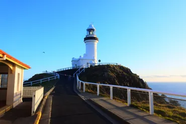 バイロンベイ旅行の完全ガイド：絶景灯台からインスタ映えスポットまで、魅力あふれるバイロンベイの旅とは？バイロンベイの魅力：灯台、マーケット、絶景スポットを巡る旅