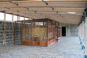 90年の時を経て廃墟を再生した「犬島精錬所美術館」 