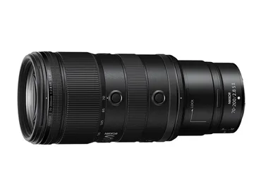クラス最軽量998gを実現した「NIKKOR Z 70