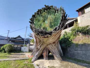 レポート】瀬戸内国際芸術祭2025 秋会期（11月9日まで）㊦ 「伊吹島」と「粟島」人情にも触れました – 美術展ナビ