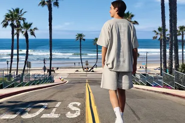 Hurley(ハーレー)のサーフパンツは夏の必需品？選び方やおすすめ商品を紹介！Hurley(ハーレー)のサーフパンツ：歴史、機能性、選び方のポイント