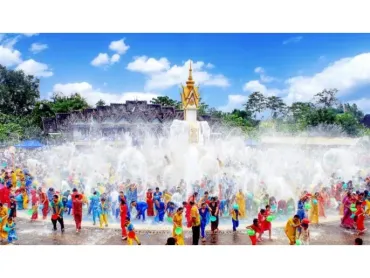 ソンクラン2026】2026年タイ・ソンクラン(水かけ祭り)完全ガイド!タイで熱狂の休日