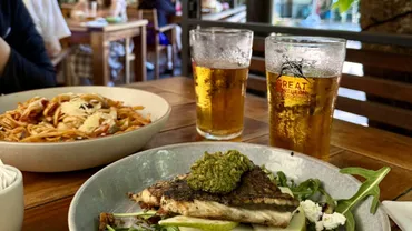 2026年】グリーン島ランチはエメラルドレストラン一択！服装 ...