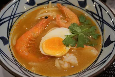 うどんとトムヤムクンが禁断のコラボ！？タイの丸亀製麺のご当地 ...