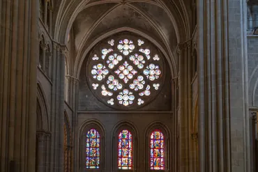 ローザンヌ大聖堂【ノートルダム大聖堂】│岡田有希子 in スイス ...