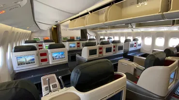 羽田にも就航 ターキッシュエアラインズ(トルコ航空)のビジネスクラス B777の機内の様子や座席などを詳しく紹介 