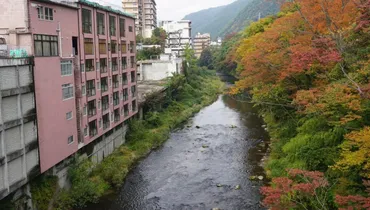 飯坂温泉】福島の奥座敷の異名を持ち、奥州三名湯の一つに数えられ歴史を刻む温泉地 