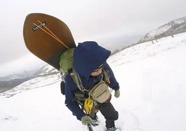 レビュー】ワークマンのレインウェアで雪山登山してきたイージス&フィールドコア