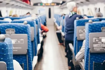 年の春から東海道・山陽新幹線「のぞみ」の指定席ルールが変わる!指定席が増え、自由席が減少するため利便性に変化も!
