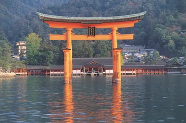厳島の歴史と嚴島神社の魅力を探る!~平清盛も崇敬した神社~