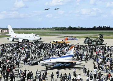 石川】空が高くなりましたね空自小松基地航空祭:北陸中日新聞