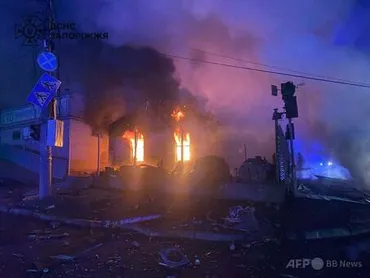 ロシアの空爆で人死亡、ゼレンスキー氏「対抗できるのは武力のみ」写真枚国際ニュース:
