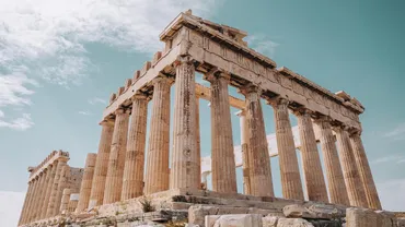 アクロポリスの魅力とは？古代ギリシャの歴史と文化を巡る旅へ！アテネのアクロポリス：古代ギリシャ文明の象徴