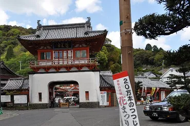 武雄温泉楼門レトロな建物を訪ねて