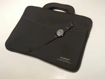 で偶然見つけた円のモバイルパソコンケースを買ってみた