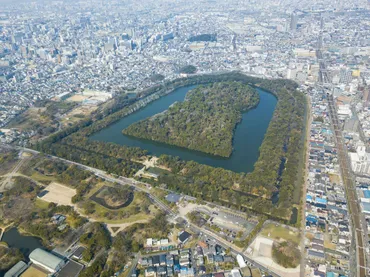 世界最大級の墓「仁徳天皇陵古墳」と百舌鳥古墳群:大阪府堺市