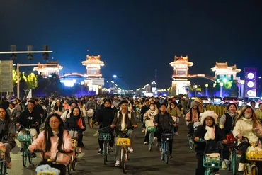 中国大学生たちの夜間サイクリングブーム！なぜ政府は規制に乗り出したのか？政府の懸念とは！？