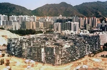 世界最狂のスラム「九龍城砦」にドキドキが止まらない５つの理由–