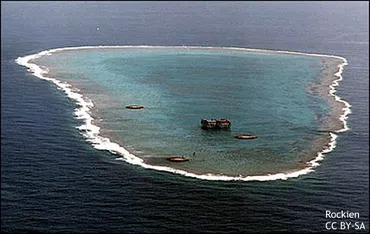 沖ノ鳥島めぐる日中の争いが再燃?日本が施設再建、南シナ海問題抱える中国はどう出るのか