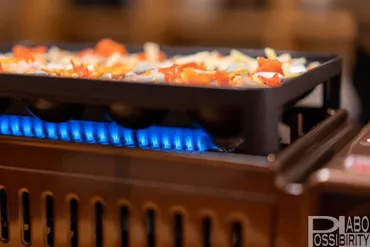アウトドアでもたこ焼きが美味しく簡単に作れるアイテム選【おすすめイワタニガスコンロ&プレート特集】