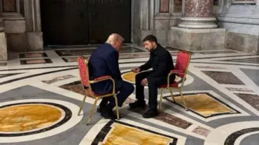 ゼレンスキー氏とトランプ氏、教皇の葬儀の前に会談