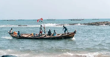 どの国にも属さない、世界一人口密度が高いアフリカの島。危険なのに移住者が増え続ける理由とは【】