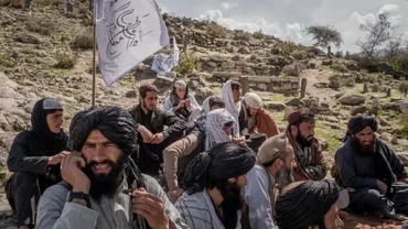 アフガニスタン情勢の現在地：タリバン台頭から米軍撤退、そして未来は？タリバン、米軍撤退、国際情勢への影響、そして今後のアフガニスタン