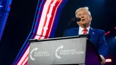 トランプ次期米大統領、パナマ運河の返還を要求通航料を「法外」と非難