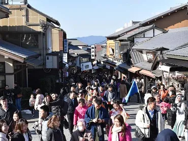 オーバーツーリズム問題の本質と、欠けていた視点 専門家はこう見る：朝日新聞GLOBE＋