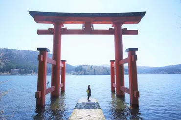 箱根神社・九頭龍神社でパワースポット巡り！神秘的な鳥居や縁結び