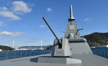 日本も豪海軍のフリゲート調達に参戦、もがみ型ベースの艦艇開発を検討
