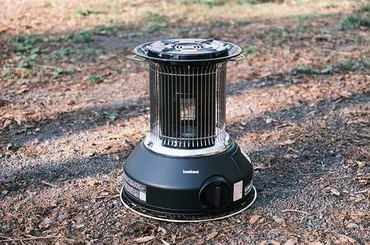 イワタニ】屋内外使用OK!大注目のカセットガスストーブ「マル暖」って、テント内でも使えるの?