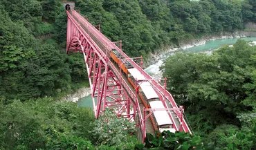 黒部峡谷鉄道、猫又駅で乗降再開！紅葉シーズンに新たな観光スポット誕生！？黒部峡谷鉄道の新たな魅力とは！？