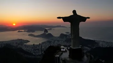 ブラジル象徴するキリスト像、管理めぐり教会と国の間で論争に(1/3)