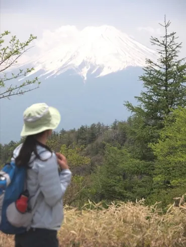 エベレスト世界最高齢登頂登山家 渡辺玉枝さん同行 三ツ峠山登山ツアー実施