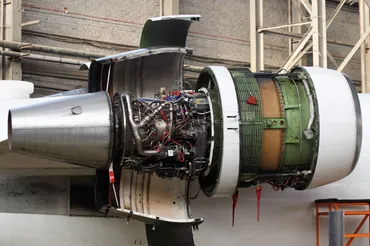 2050年まで飛行可能に! 米空軍、爆撃機「B